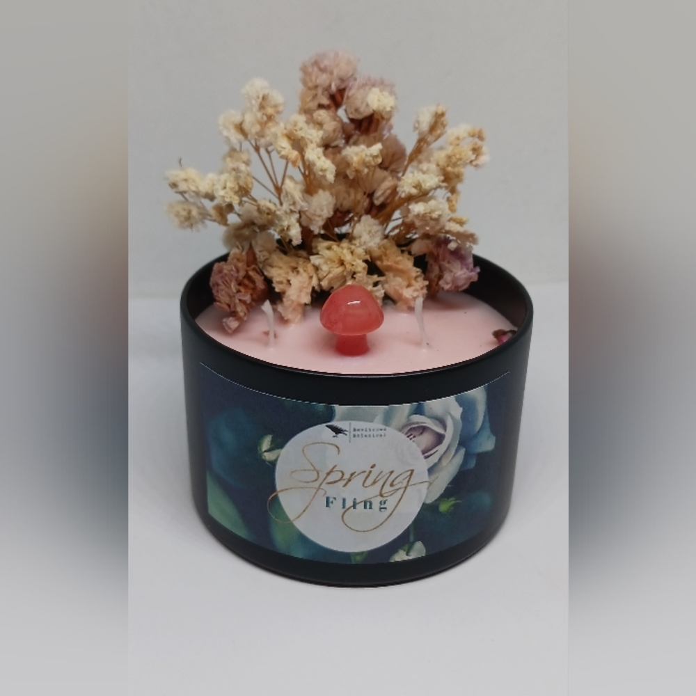 Beautiful 8oz crystal/botanical candles 🕯